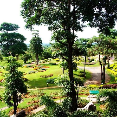 Arayana Phupimarn Resort & Spa Pak Chong Екстериор снимка