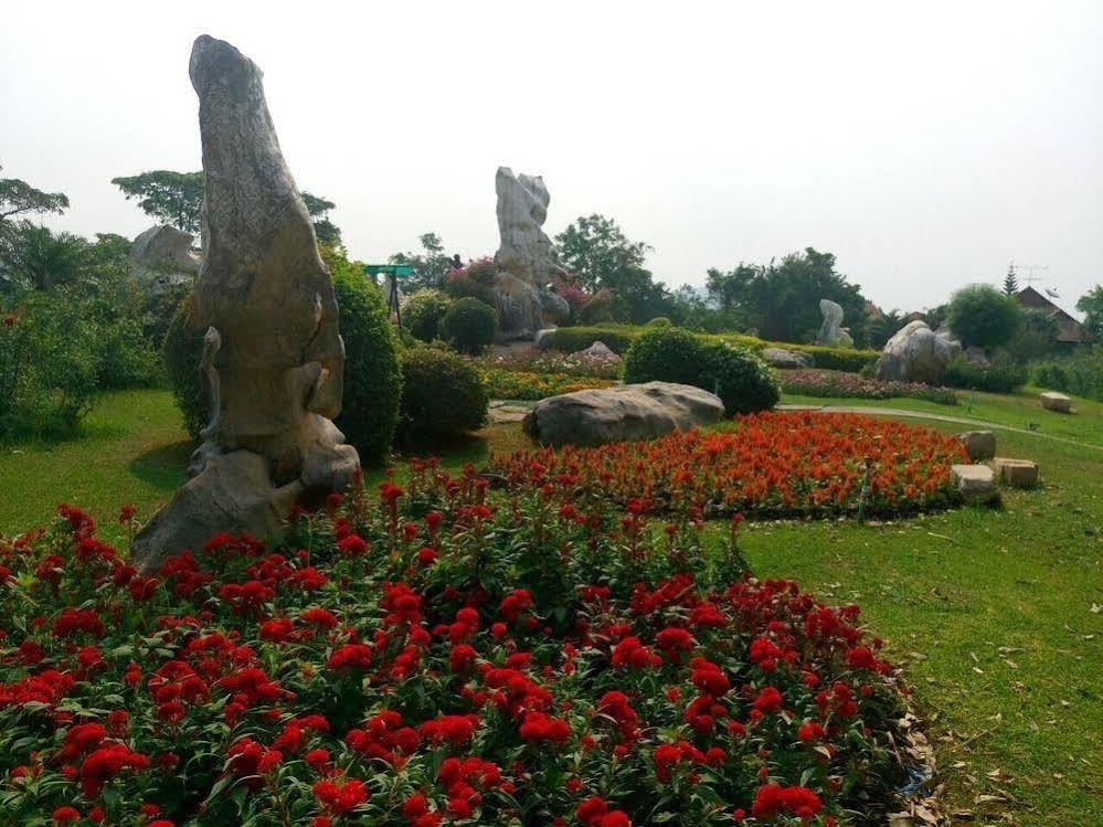 Arayana Phupimarn Resort & Spa Pak Chong Екстериор снимка