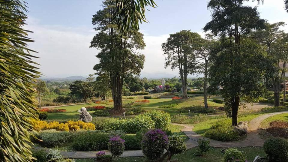 Arayana Phupimarn Resort & Spa Pak Chong Екстериор снимка