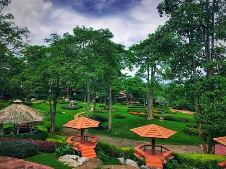 Arayana Phupimarn Resort & Spa Pak Chong Екстериор снимка